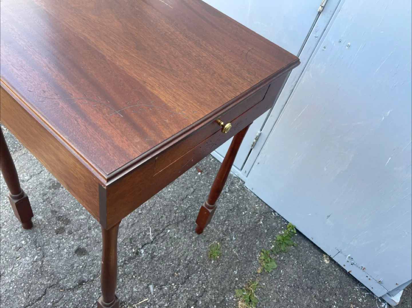 Vintage Wooden Side Table image indicator(8)