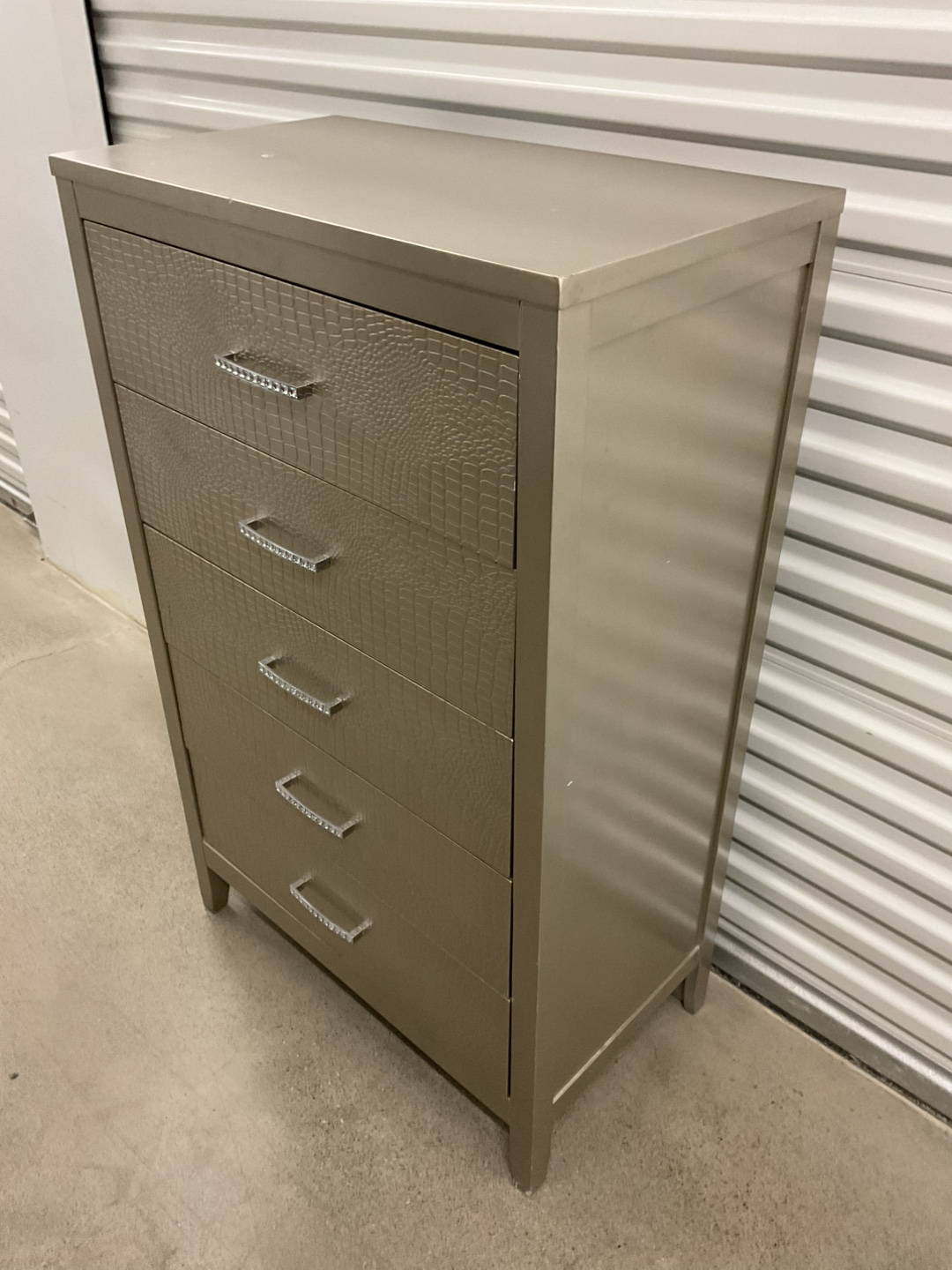 ASHLEY FURNITURE DRESSER - photo 3
