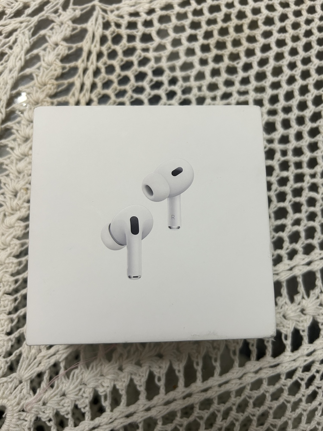 AirPods Pro (2nd generation) with MagSafe Charging Case - photo 3