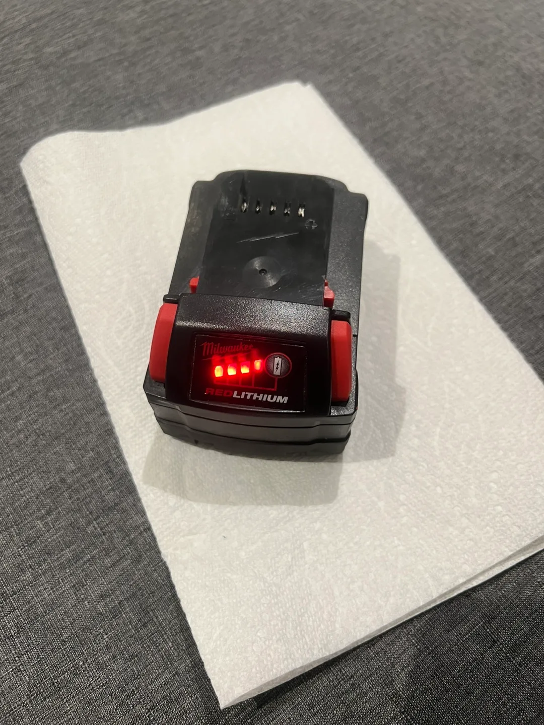 Milwaukee M18 5.0 amp battery thumbnail