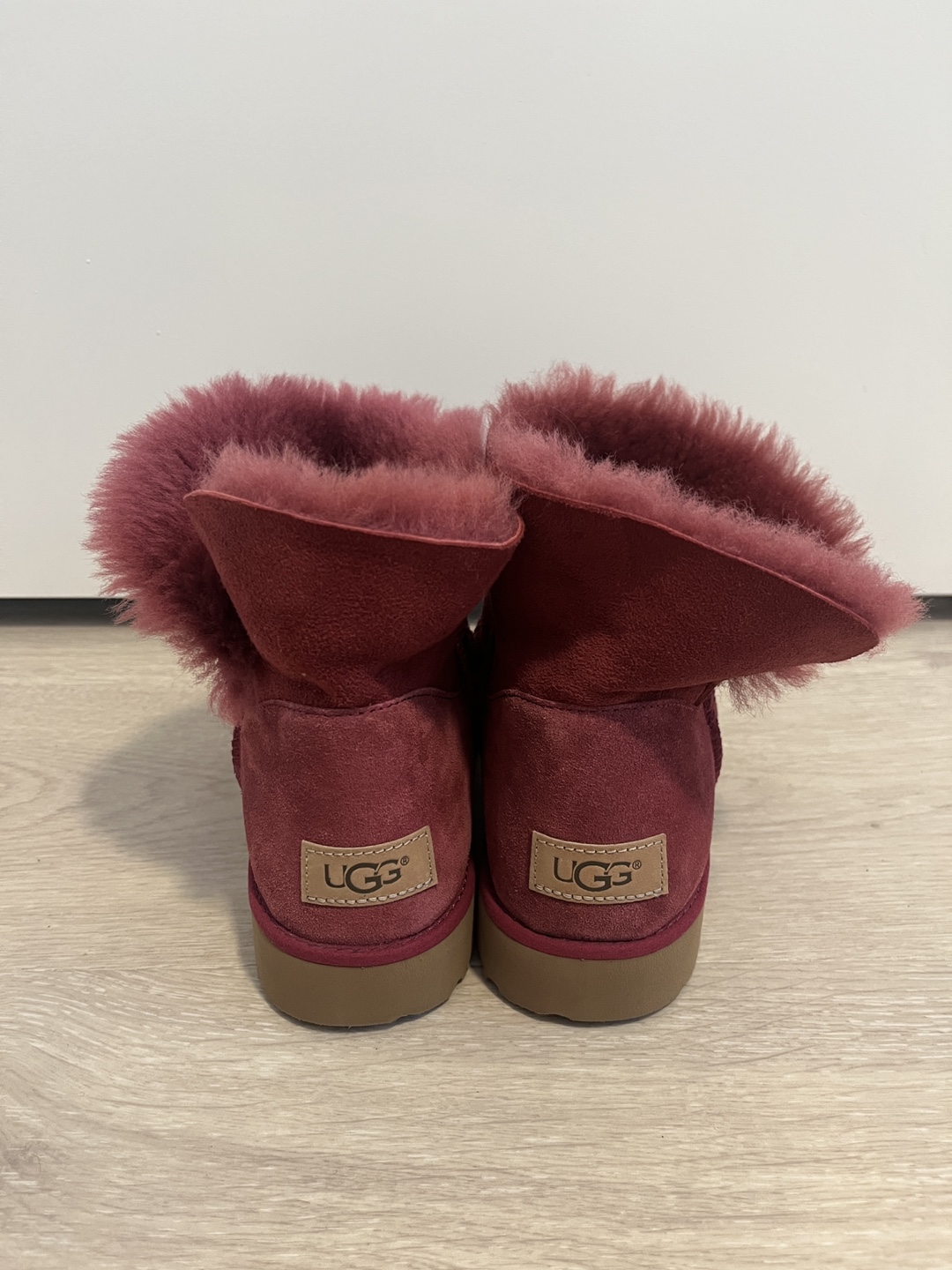 UGG Boots in Burgundy (AUTHENTIC) - photo 4