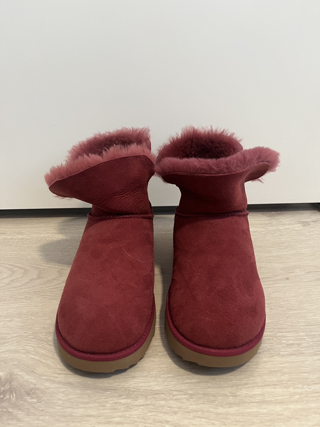 UGG Boots in Burgundy (AUTHENTIC) - photo 2