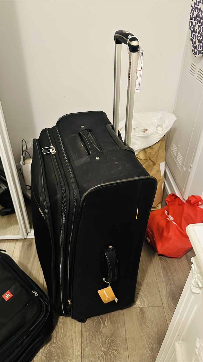 Ricardo Beverly Hills Black Suitcase - photo 2