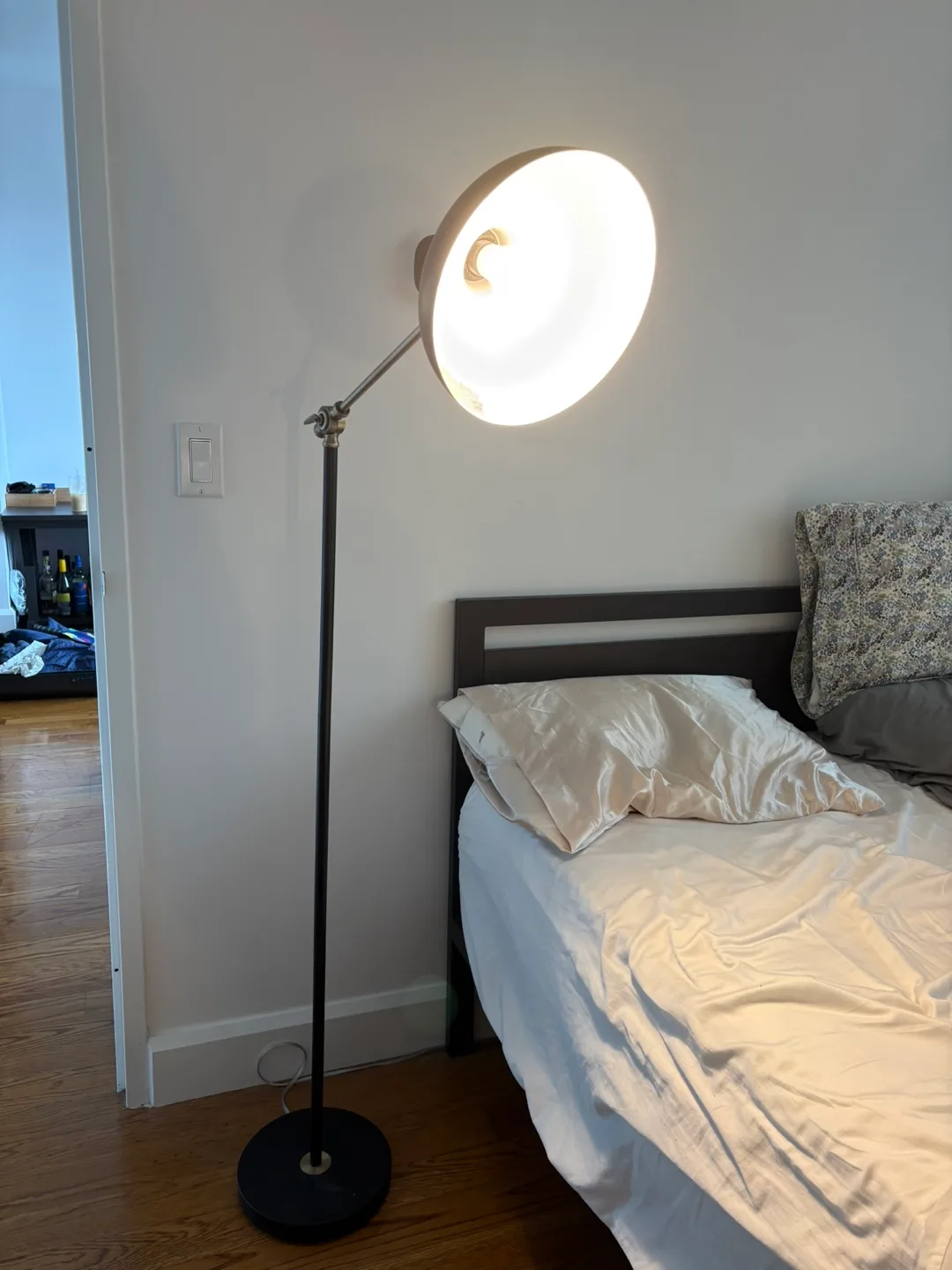 Floor Lamp - Black thumbnail