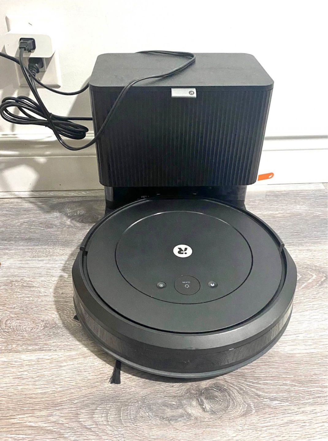 iRobot Roomba Vac 2 Essential Robot Vacuum - photo 2