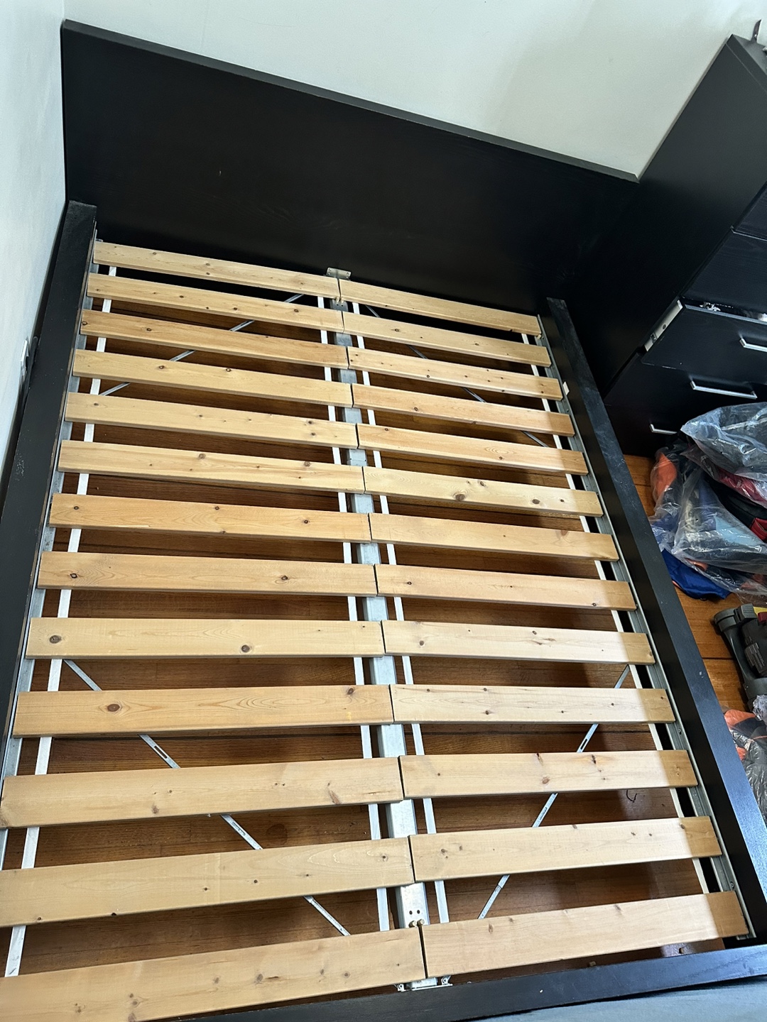 IKEA Malm Queen Bed Frame - black + Serta Mattress - photo 4