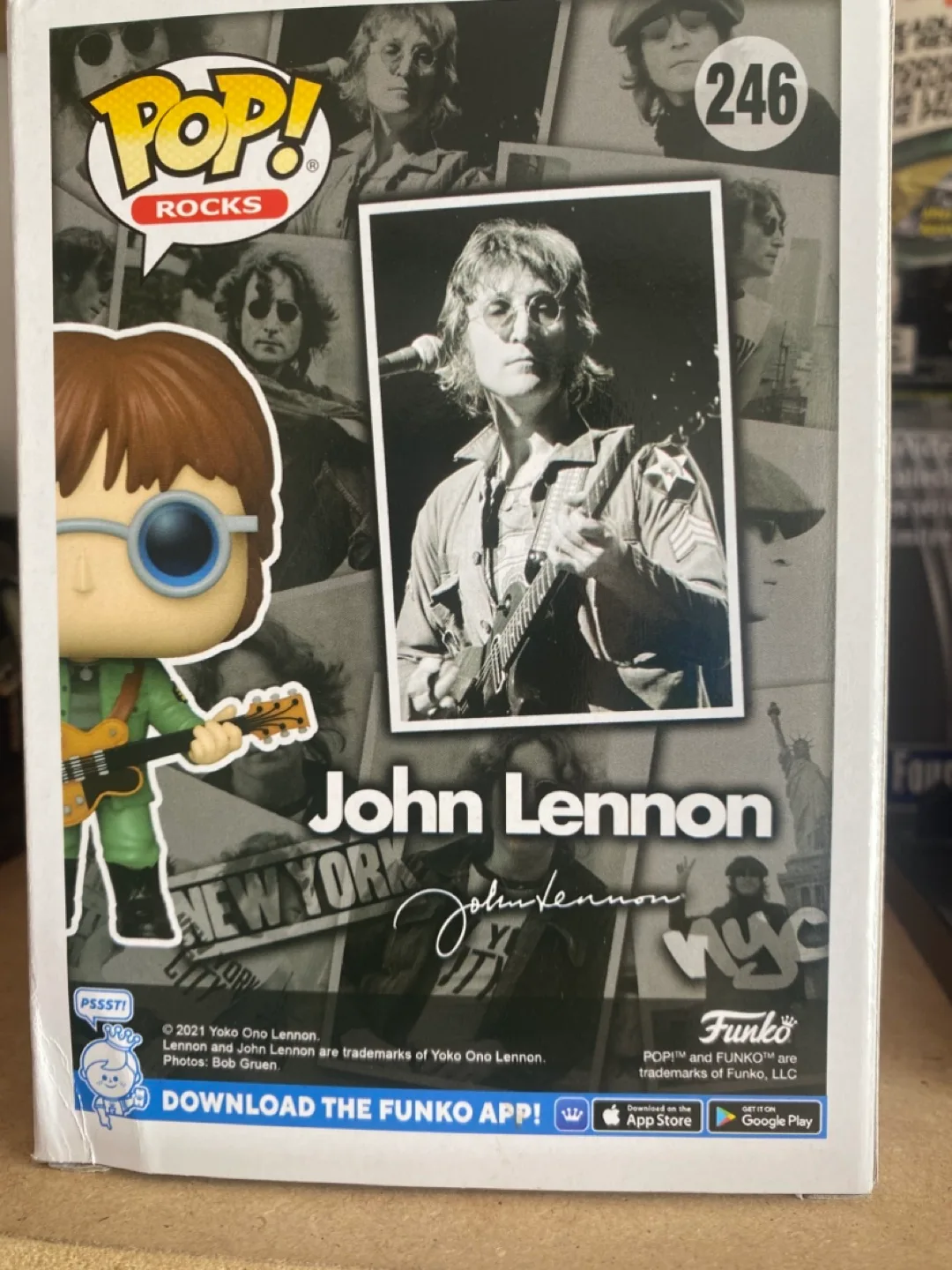 Funko POP! Rocks: John Lennon #246 image indicator(2)