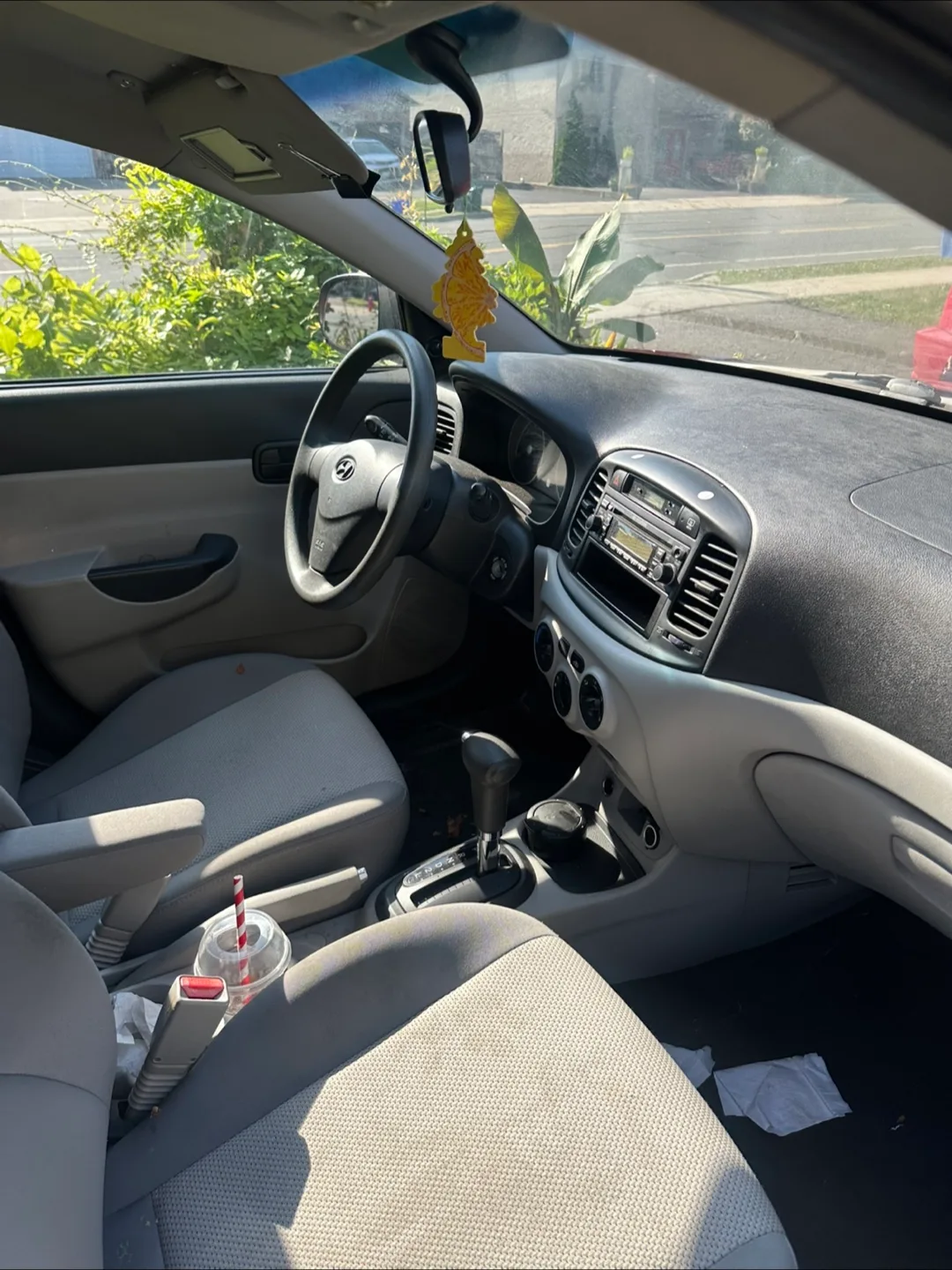 2010 Hyundai Accent image indicator(9)