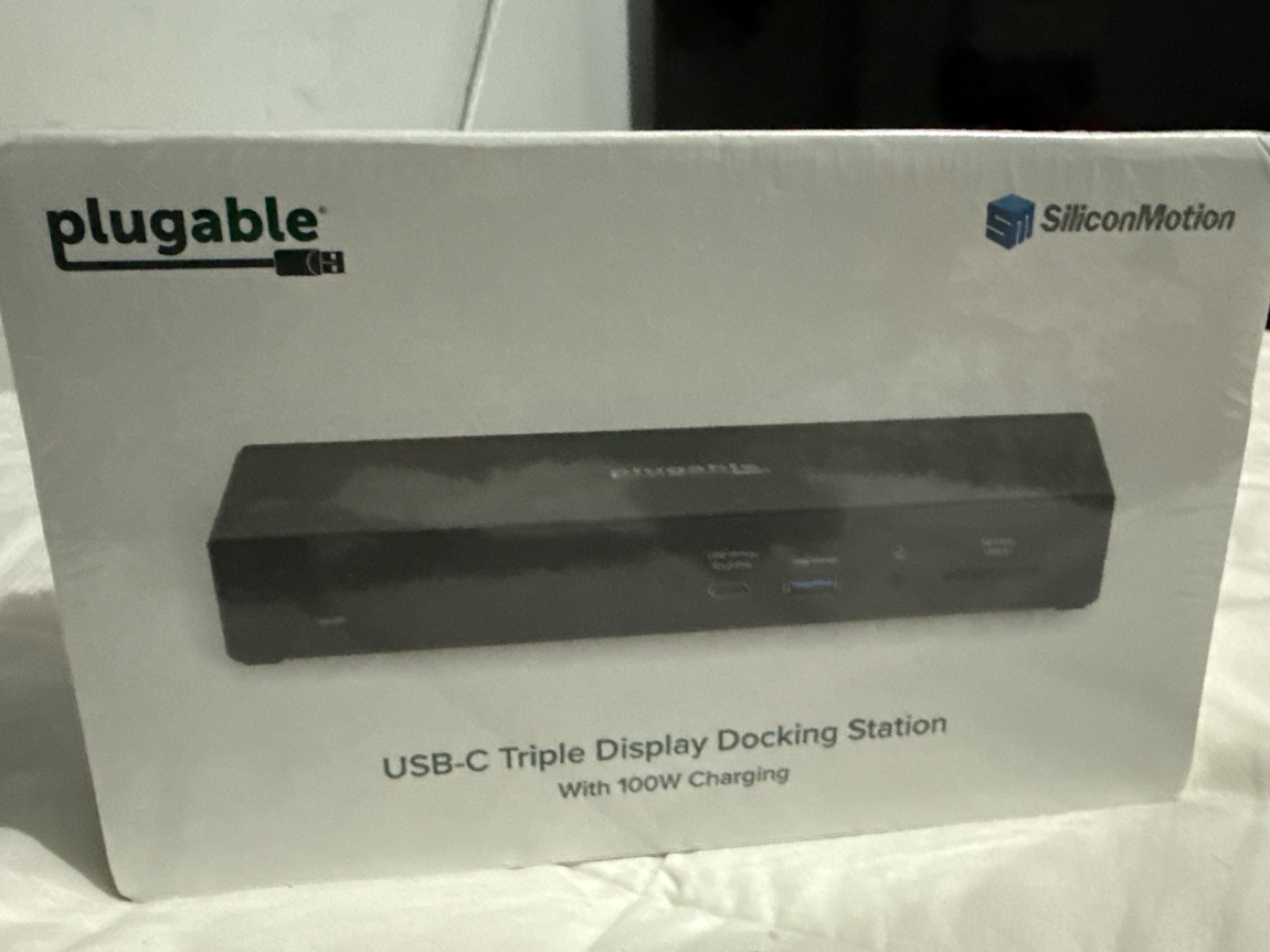 New Plugable USB-C Triple Display Docking Station - photo 2