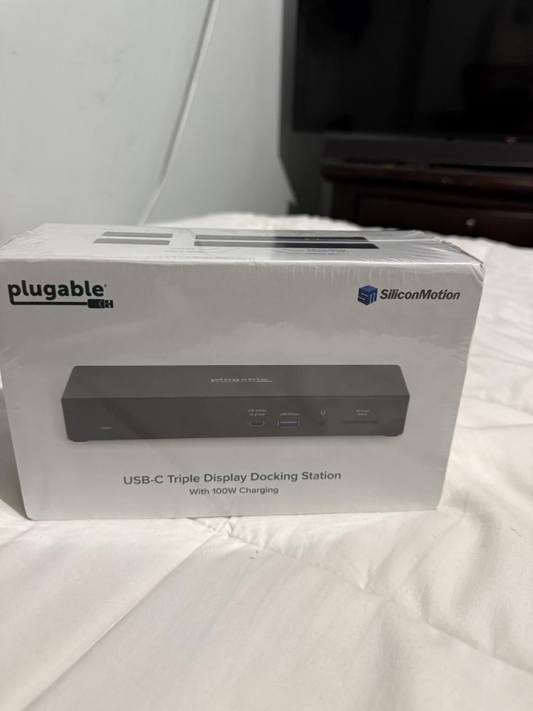 New Plugable USB-C Triple Display Docking Station