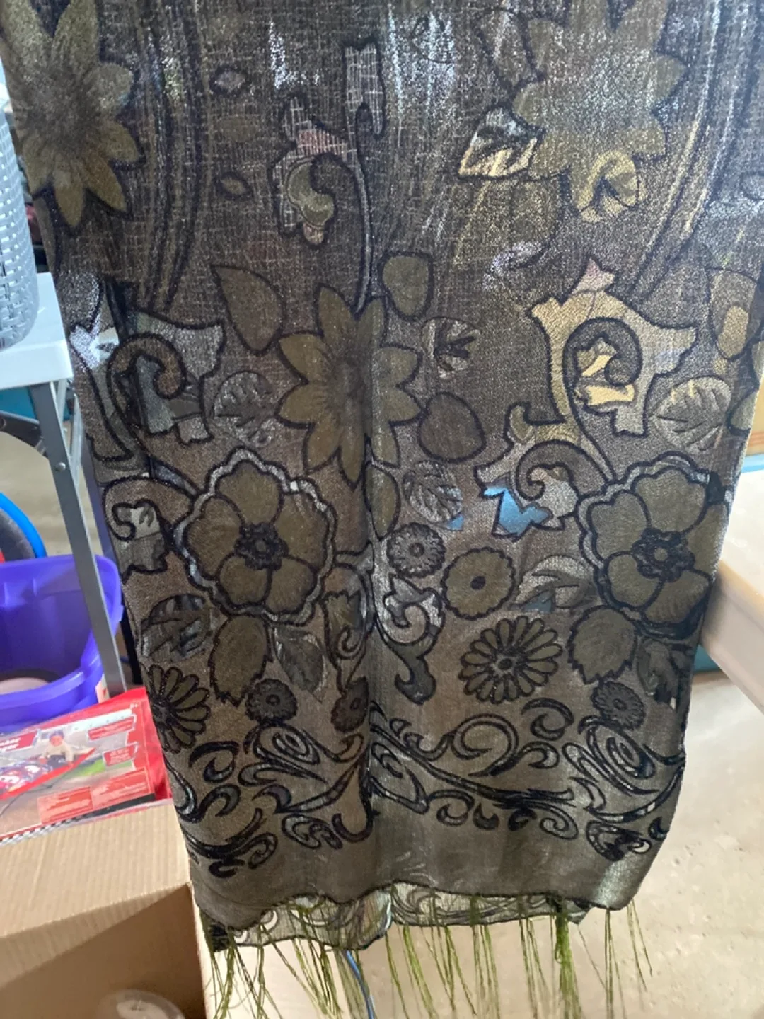 Floral Pattern Scarf thumbnail