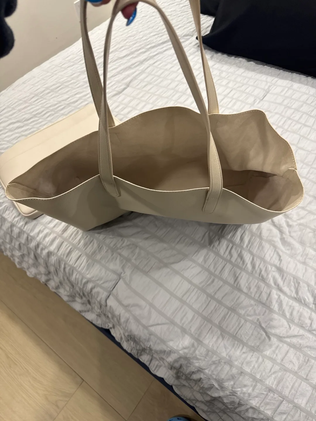 Beige Tote Bag & Laptop Case Set image indicator(3)