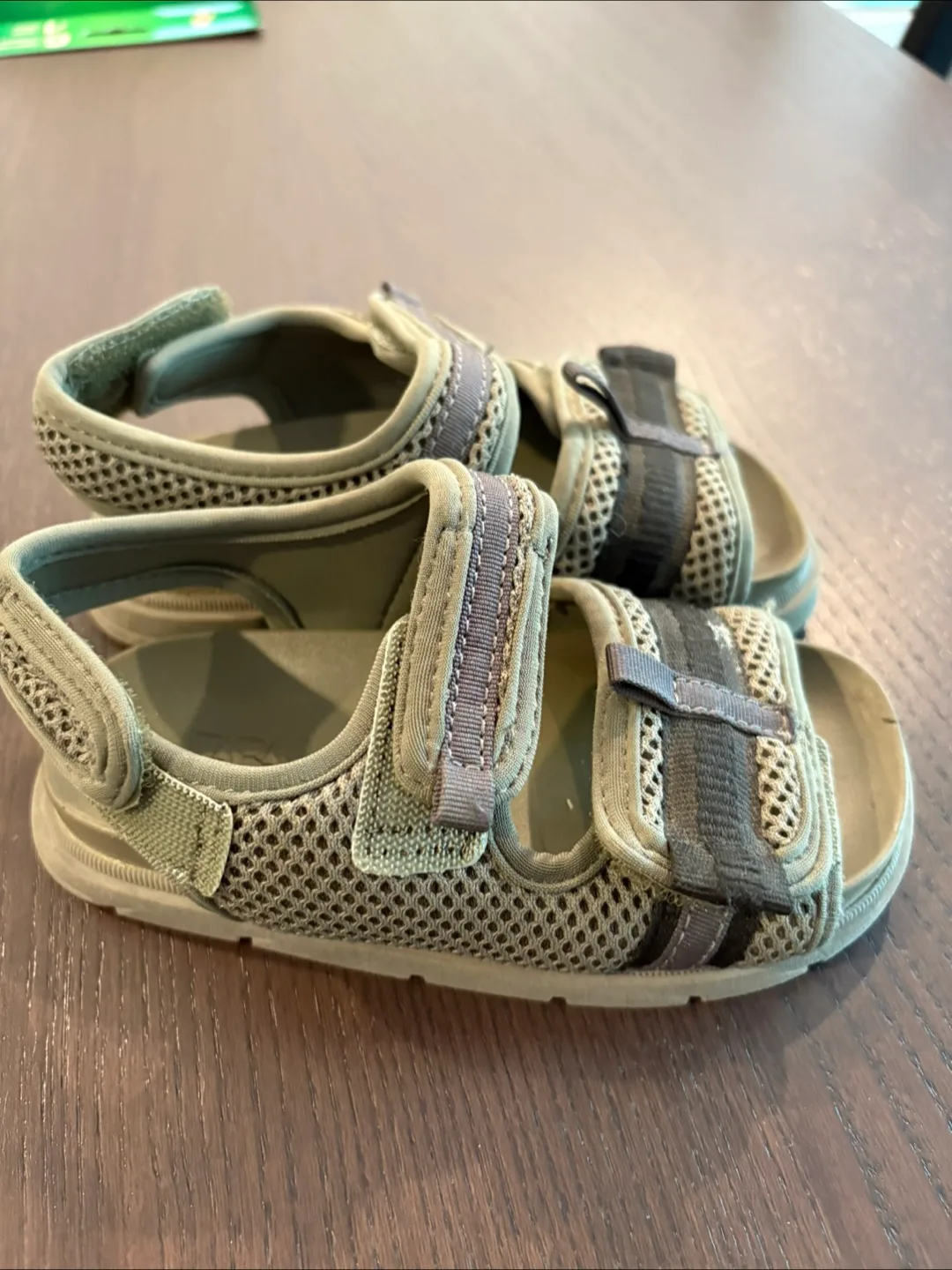 Zara Kids Sandals - Size 24 (US 7) image indicator(2)