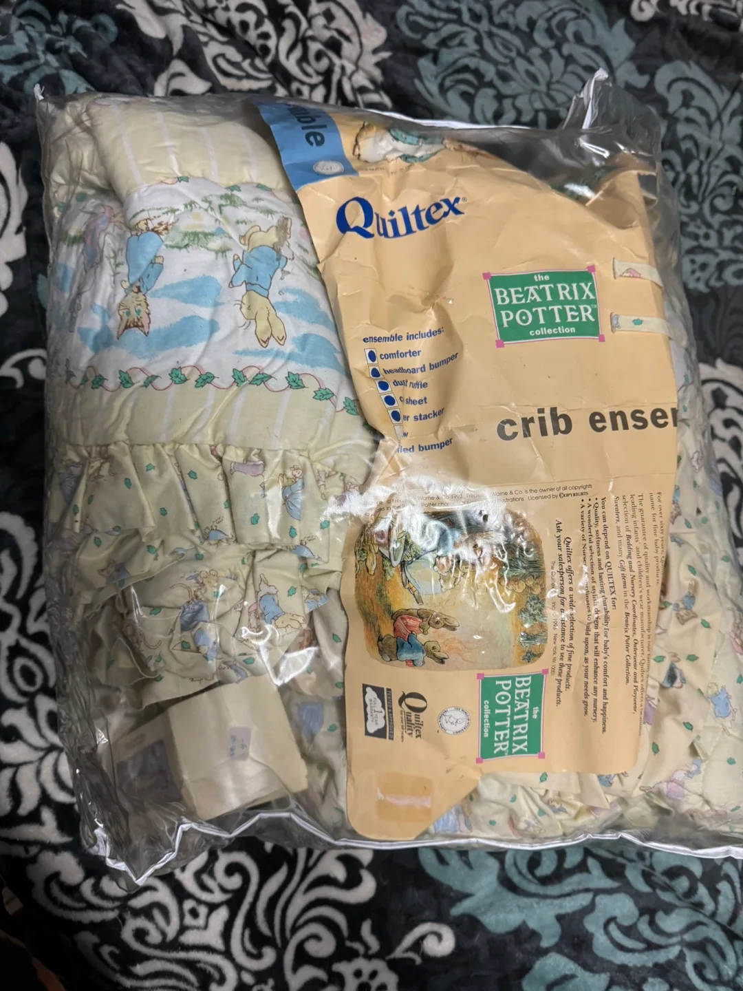 Vintage Beatrix Potter Crib Ensemble - Quiltex thumbnail
