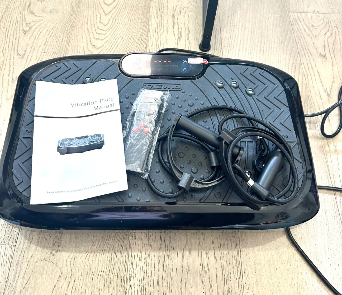 Trevino Vibration Plate Exercise Machine image indicator(3)