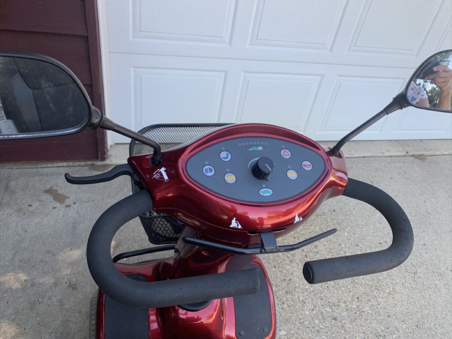 Invacare Auriga 4 wheel Mobility Scooter - photo 3