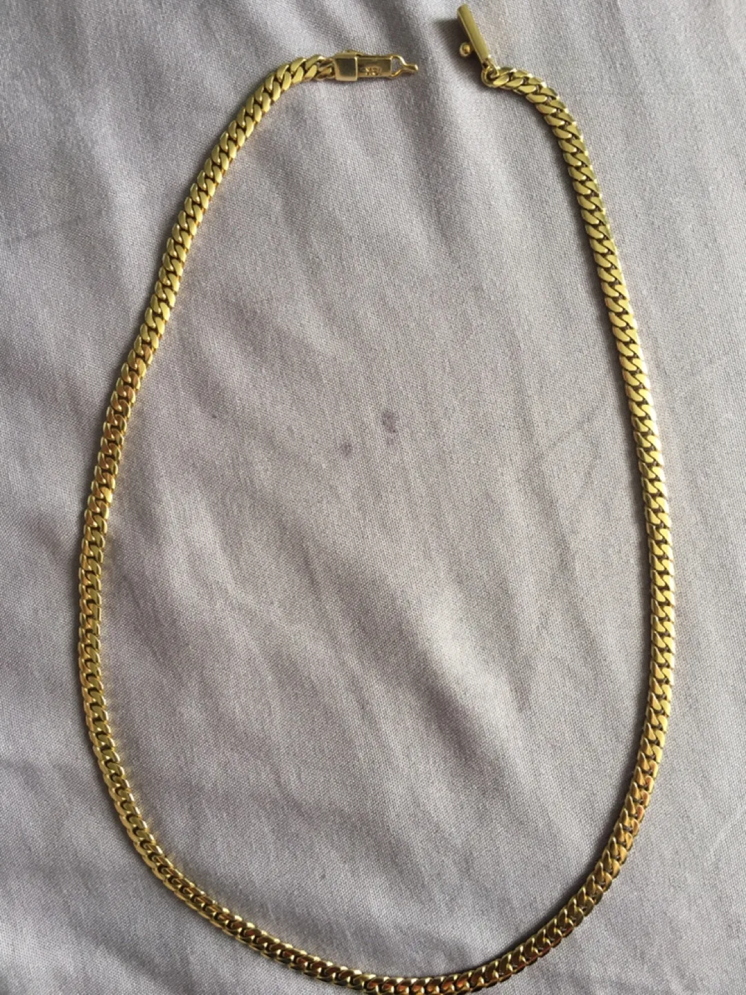 Women’s 18k Gold Chain Necklace thumbnail