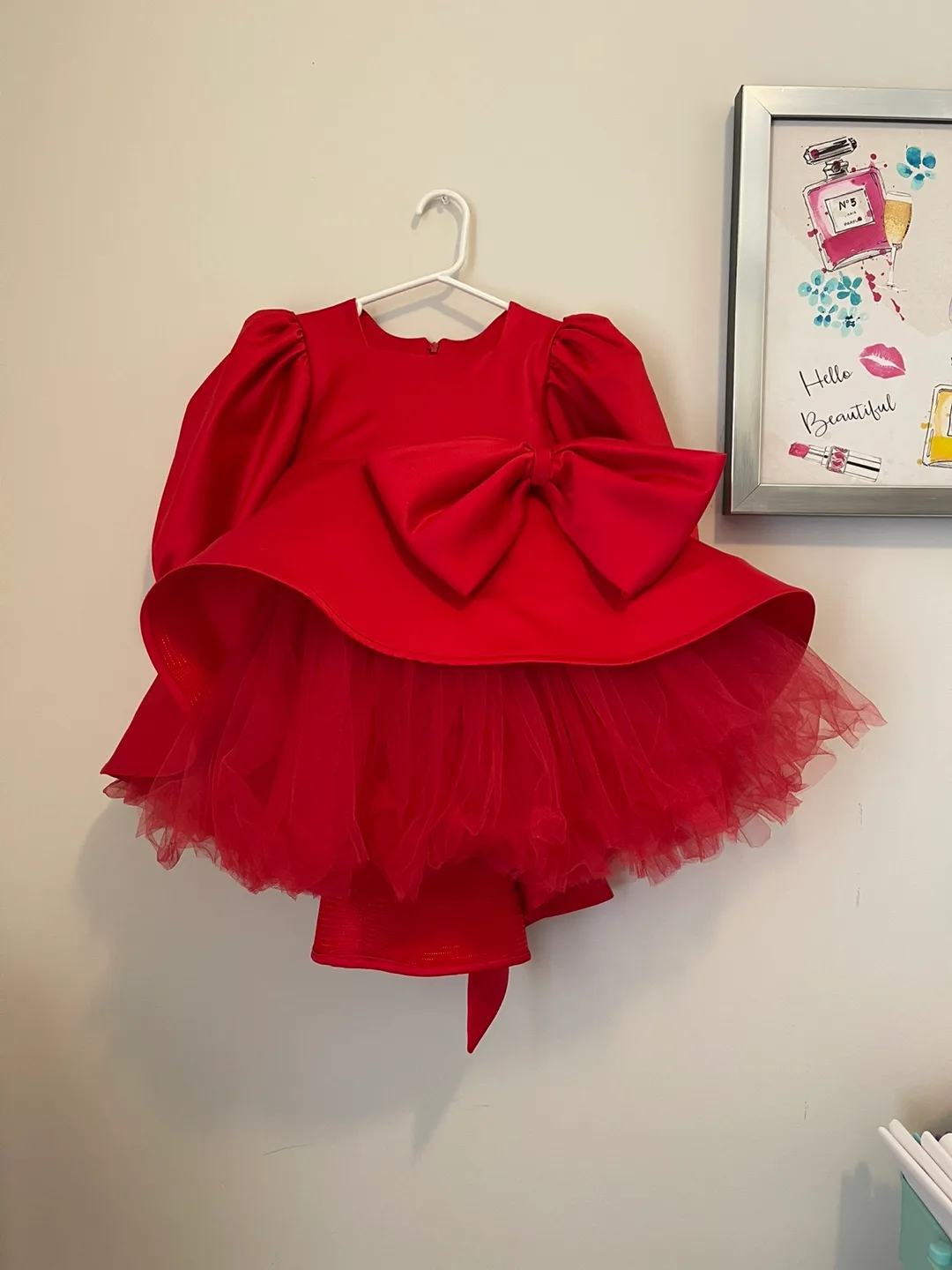 PRACTICALLY NEW: Red elegant Custom-Made size 2-4y thumbnail