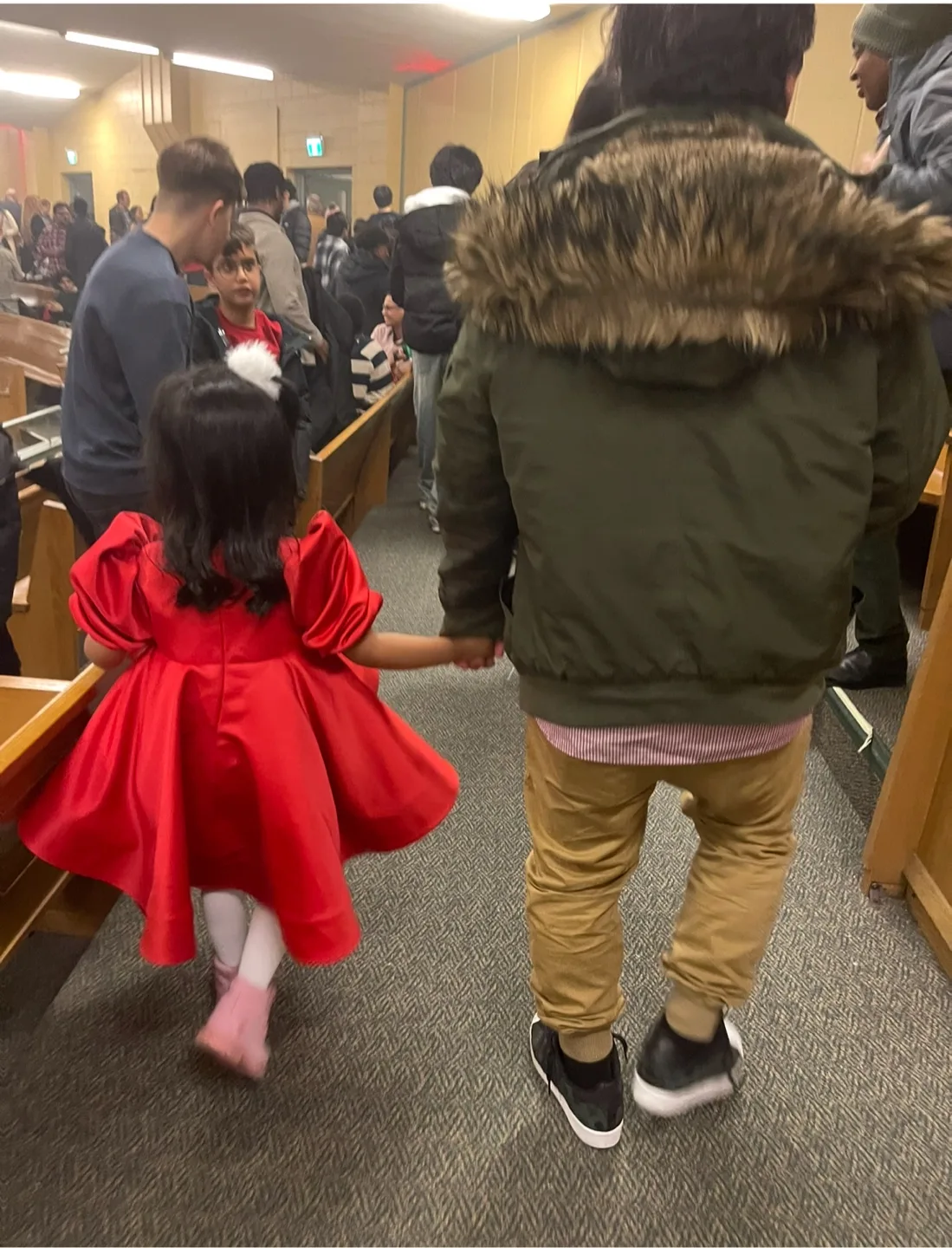 PRACTICALLY NEW: Red elegant Custom-Made size 2-4y image indicator(10)