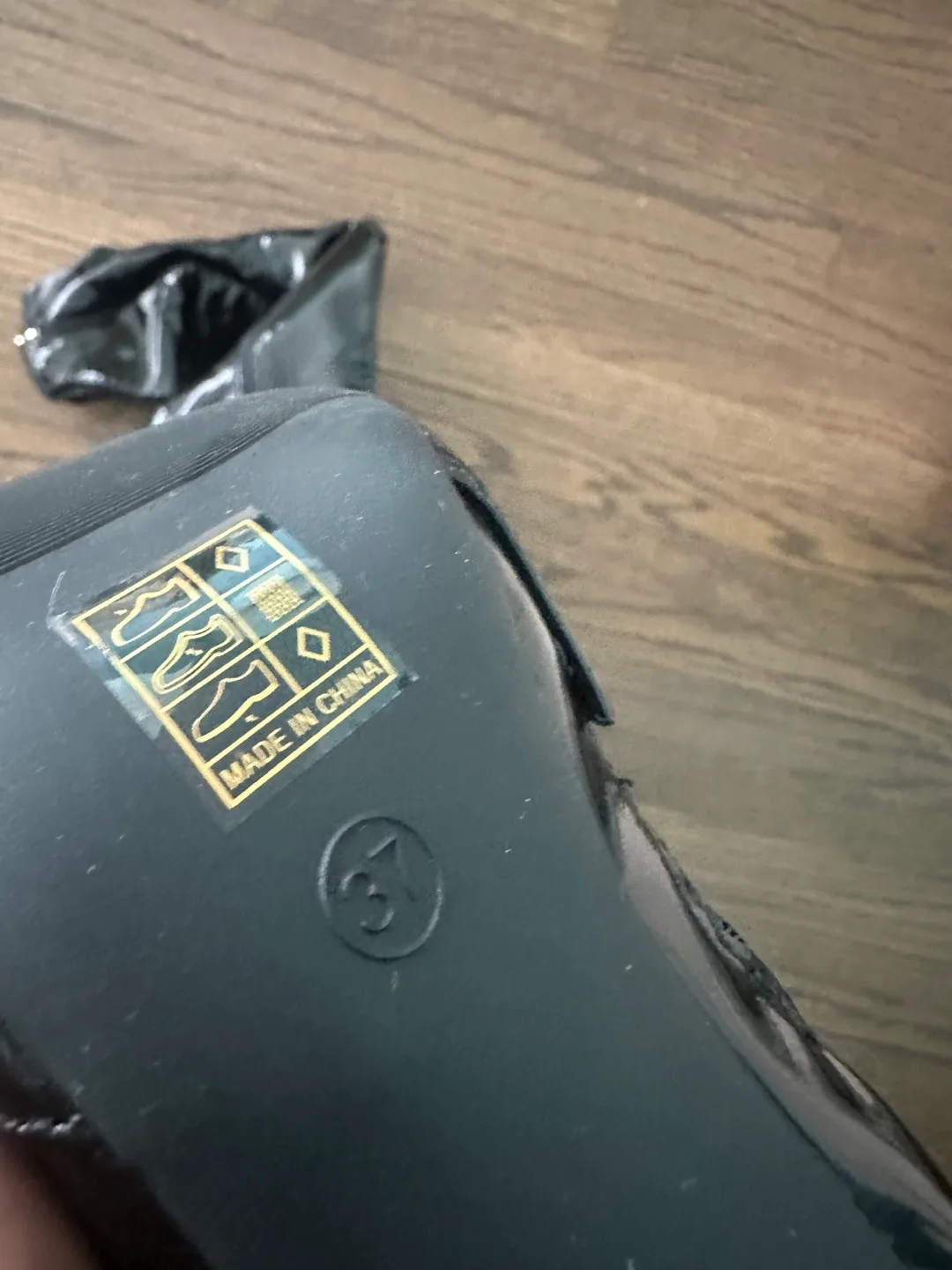 Black Patent Leather Thigh High Boots - Size 37 image indicator(5)