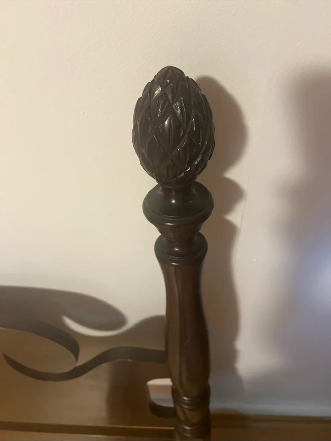 Antique Mahogany tween bed image indicator(2)