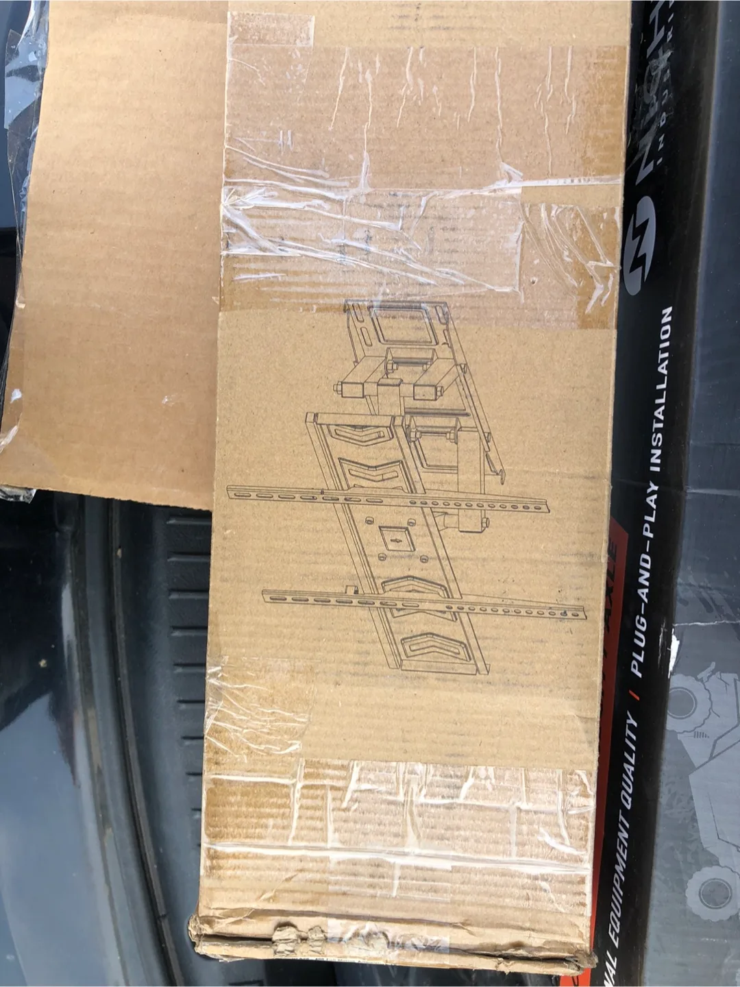 PrimeCables Full-Motion TV Wall Mount (37-70") thumbnail