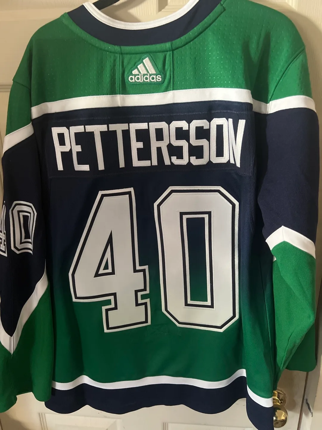 Adidas Canucks Elias Pettersson Jersey image indicator(4)