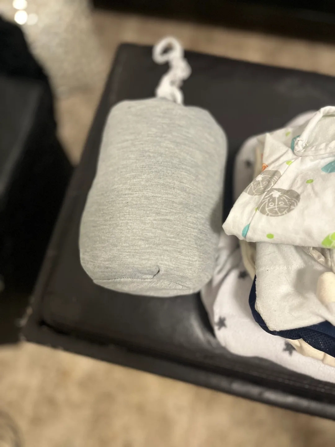 Baby wrap carrier thumbnail