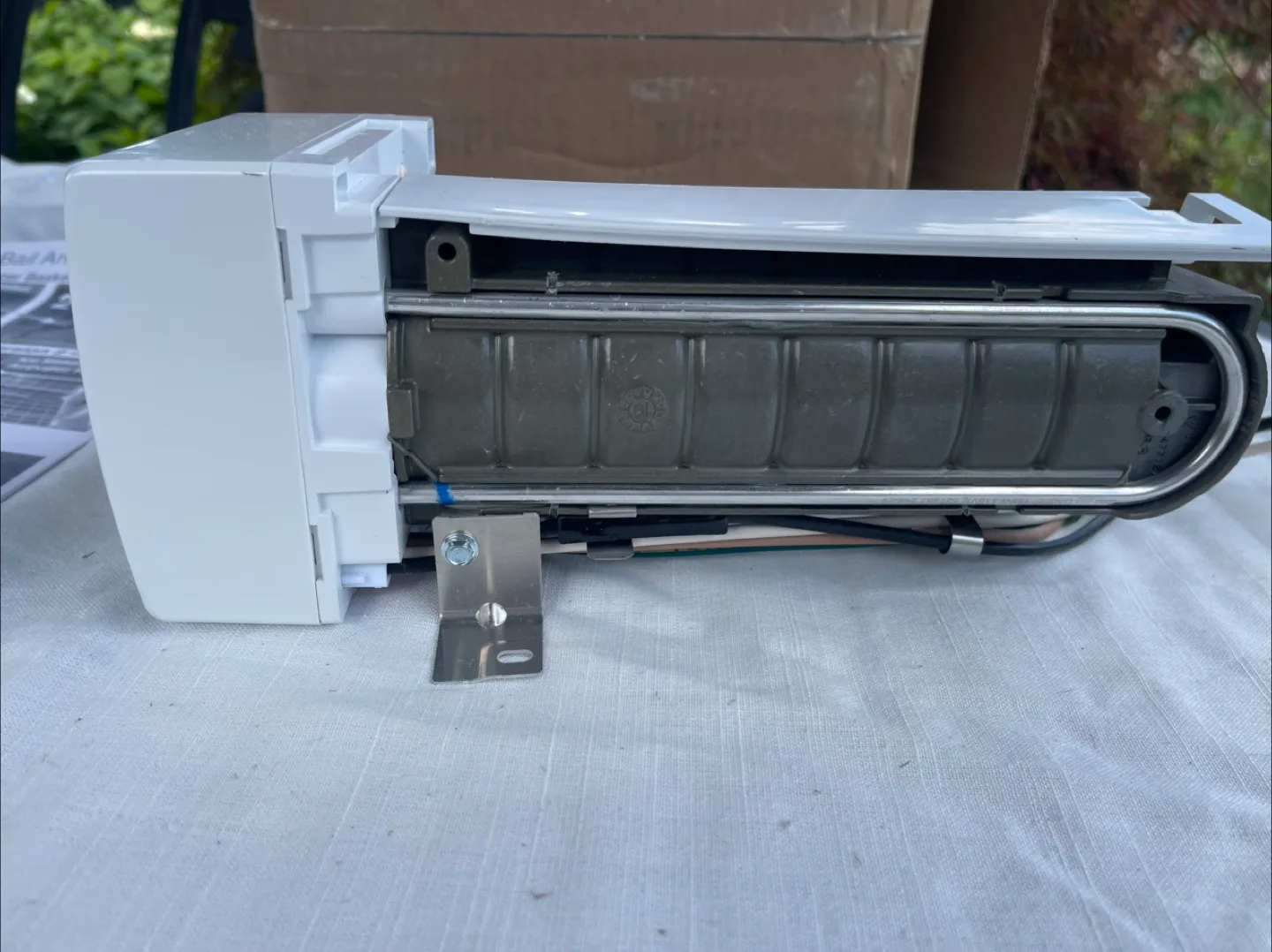 Whirlpool W10261234 Ice Maker Kit image indicator(4)