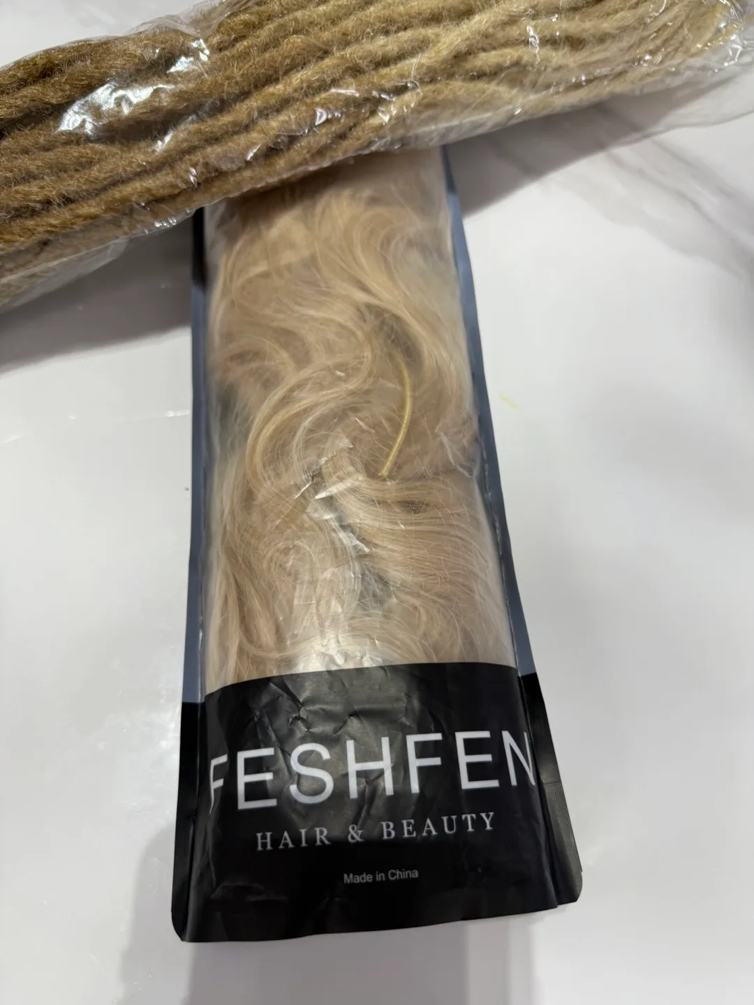 Feshfen Blonde Ponytail Extension image indicator(3)