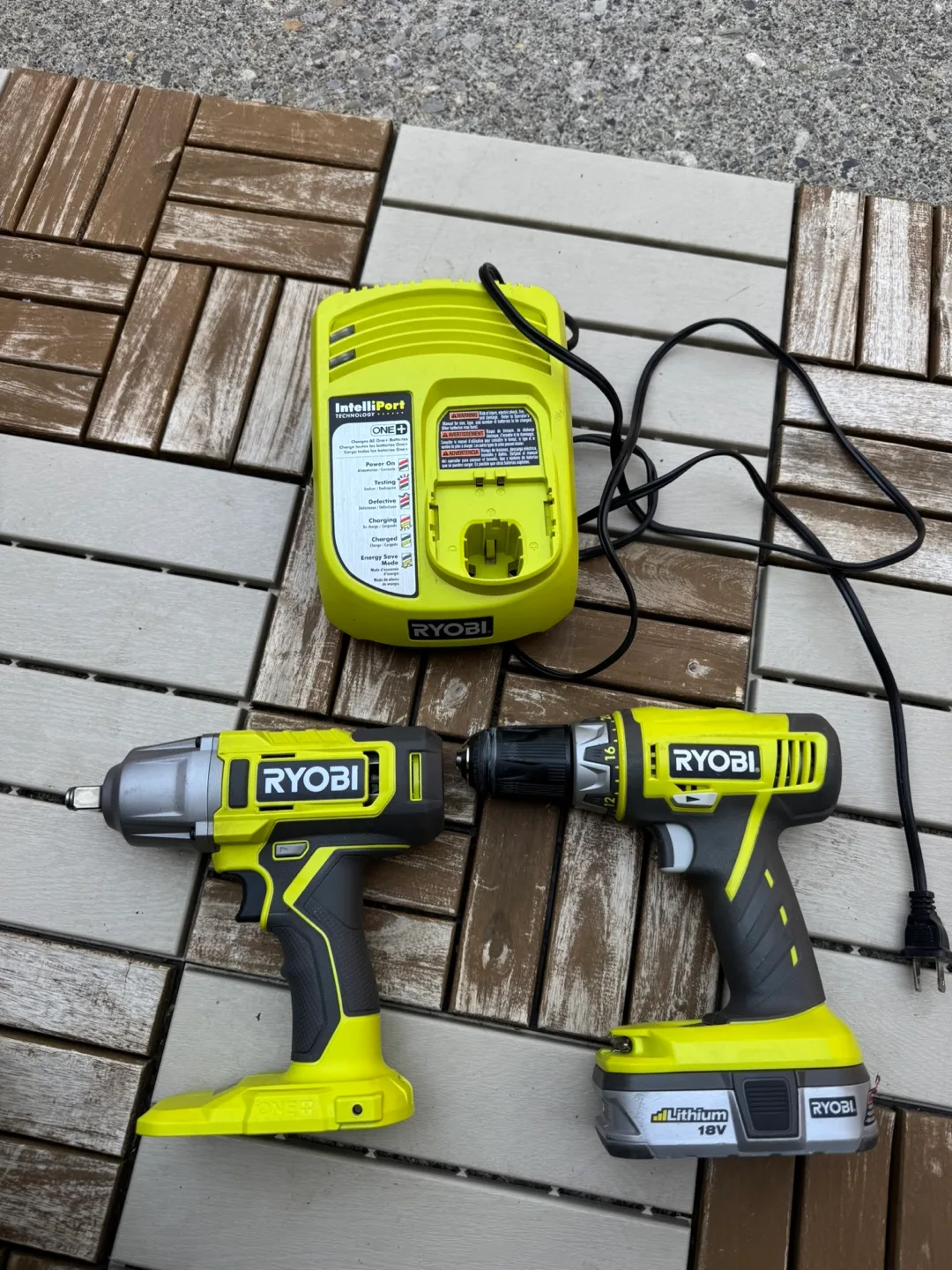 ryobi drill/driver and 1/2 impact wrench with battery thumbnail
