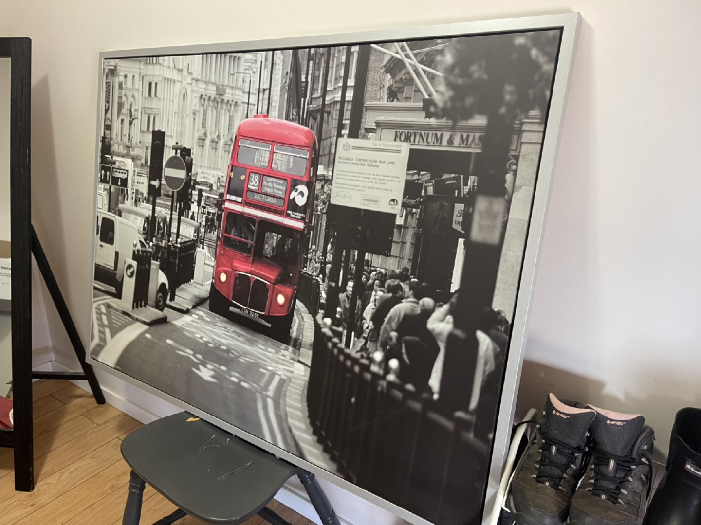 IKEA VILSHULT Picture, London Bus, 55x39" - photo 2