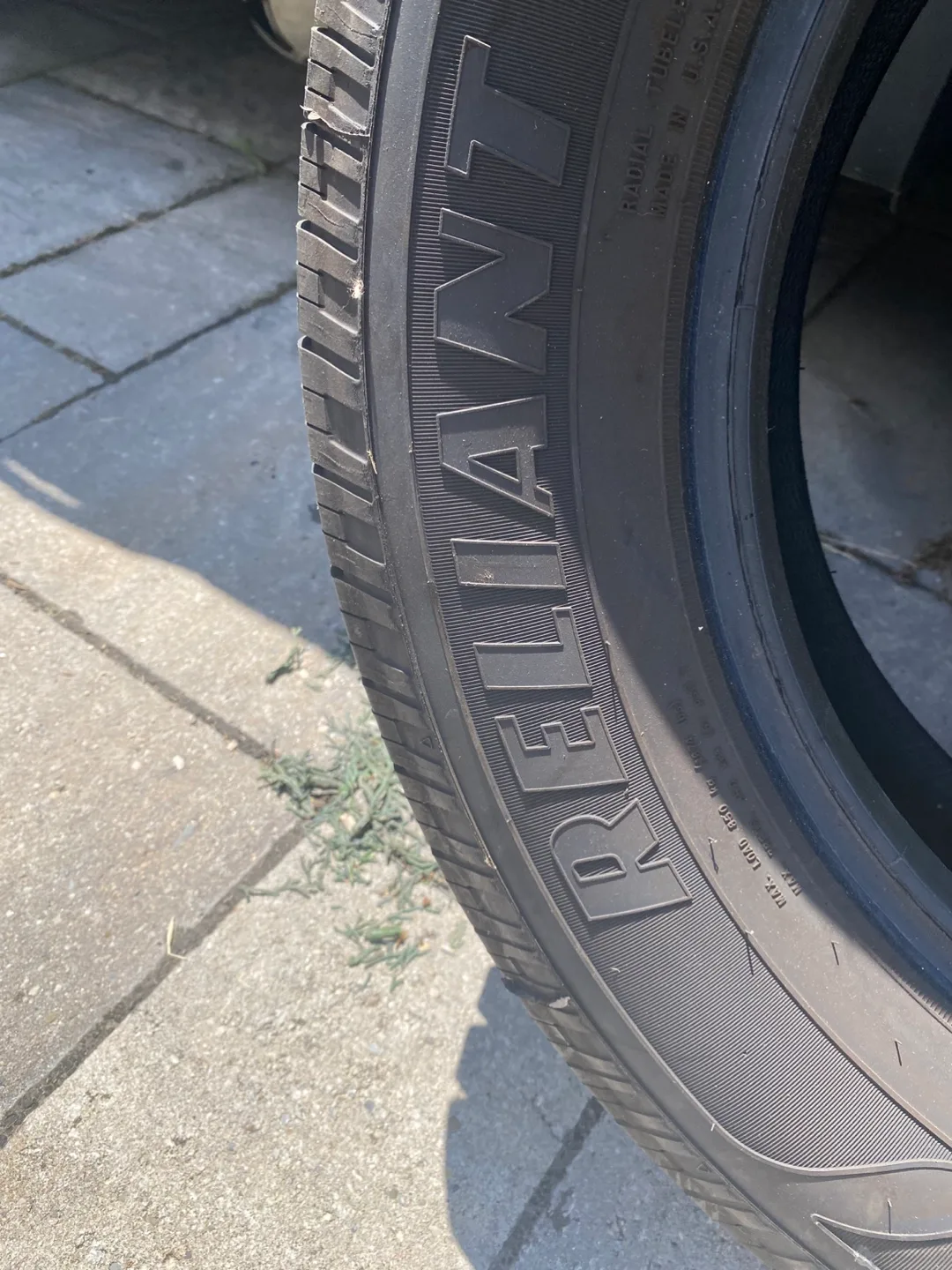 Goodyear Reliant All-Season Tire 225/65R17 image indicator(5)