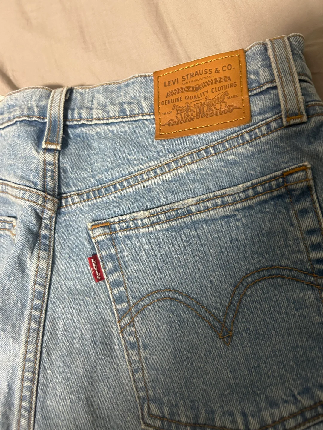 Levi's Wedgie Jeans - Size 26 thumbnail