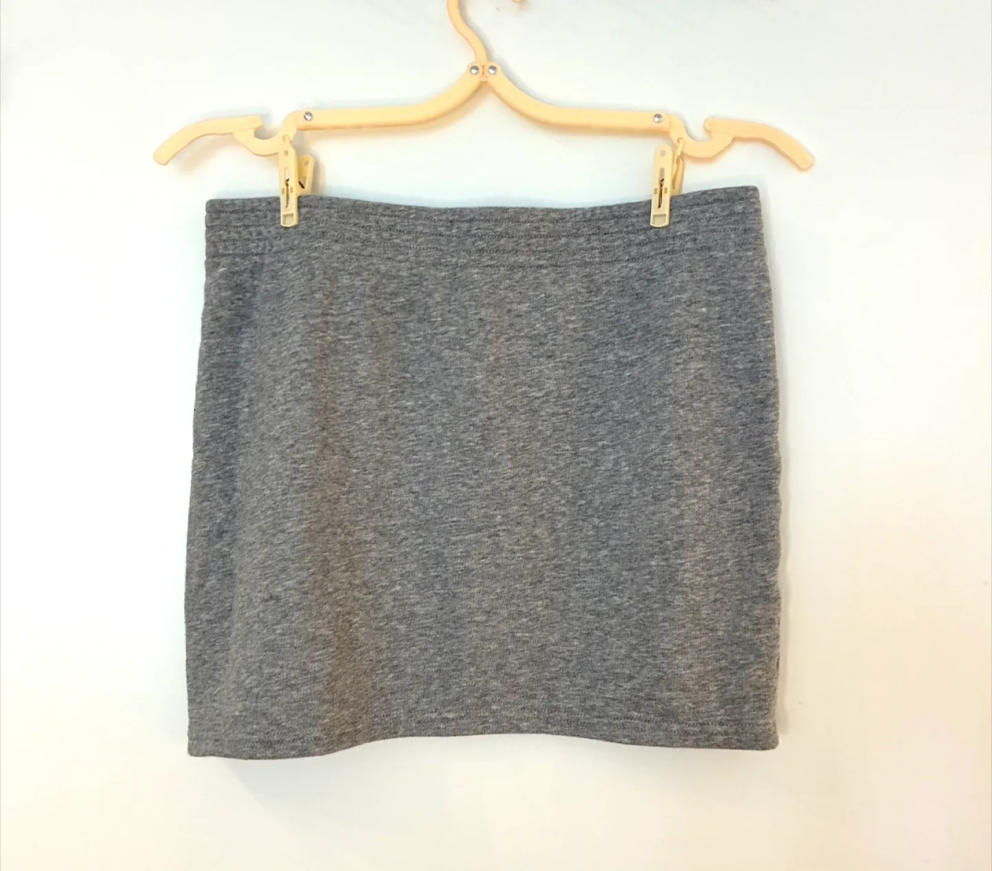 TNA sweat skirt (size medium) thumbnail
