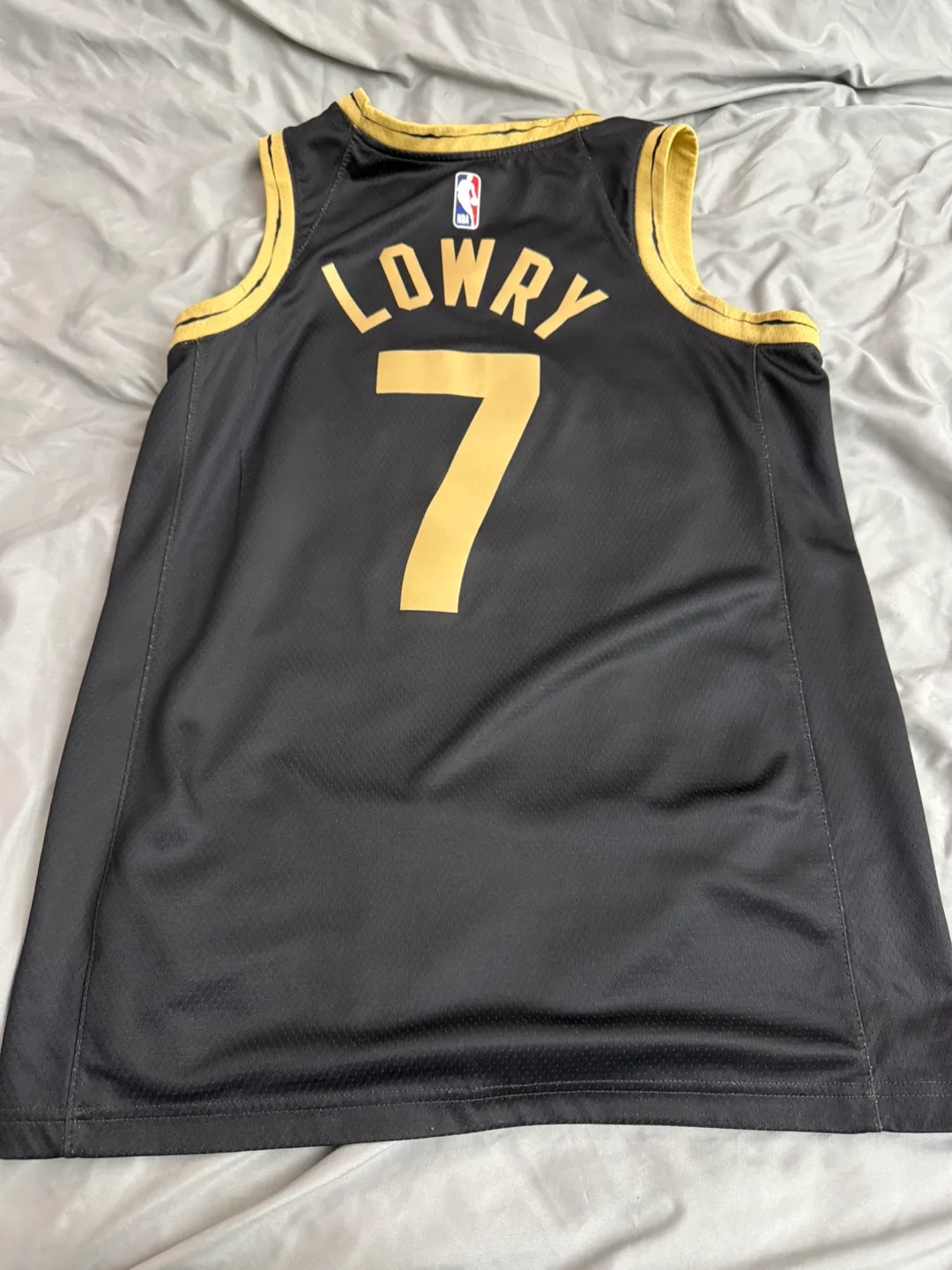 Nike Toronto Raptors Lowry Jersey - Size M image indicator(3)