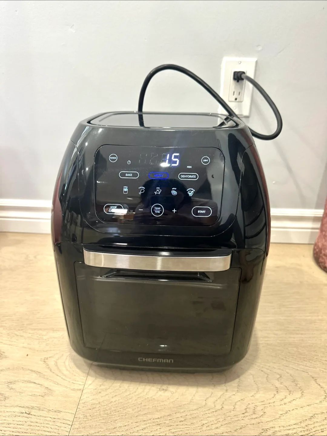 Chefman 10 Qt Air Fryer Oven image indicator(2)