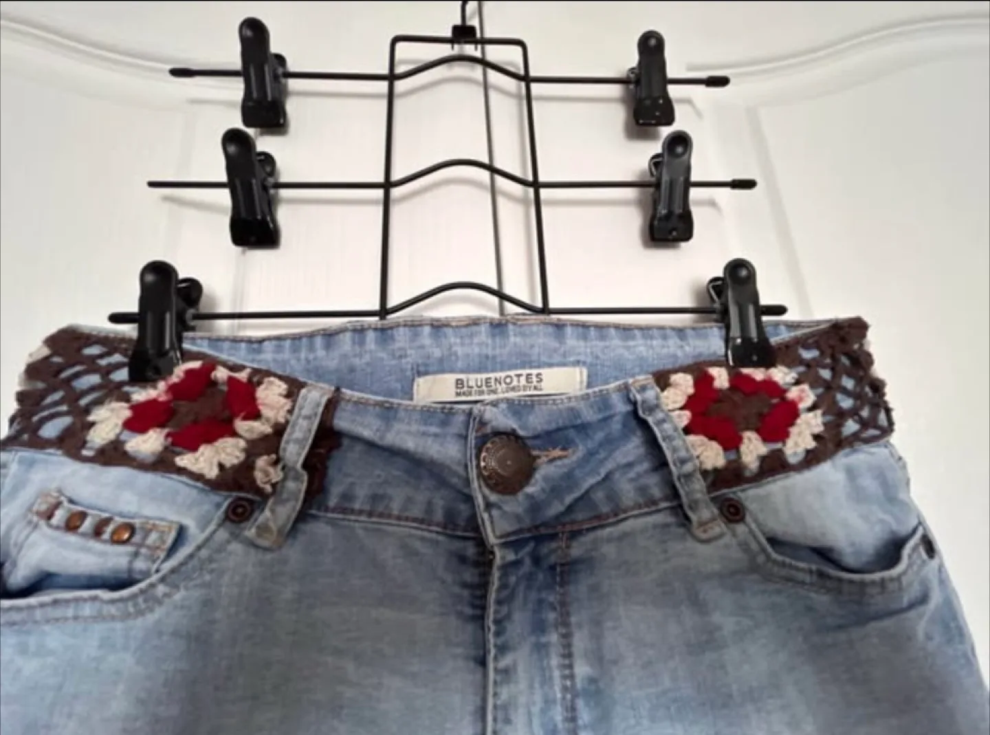 Bluenotes Denim Capri Pants image indicator(4)