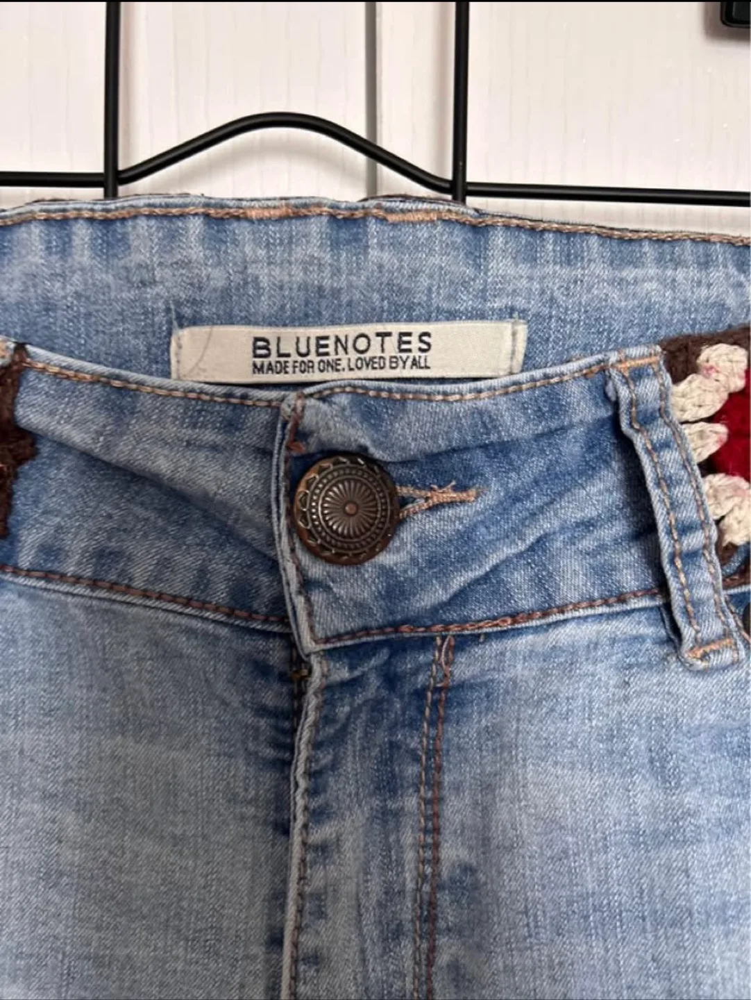 Bluenotes Denim Capri Pants image indicator(3)