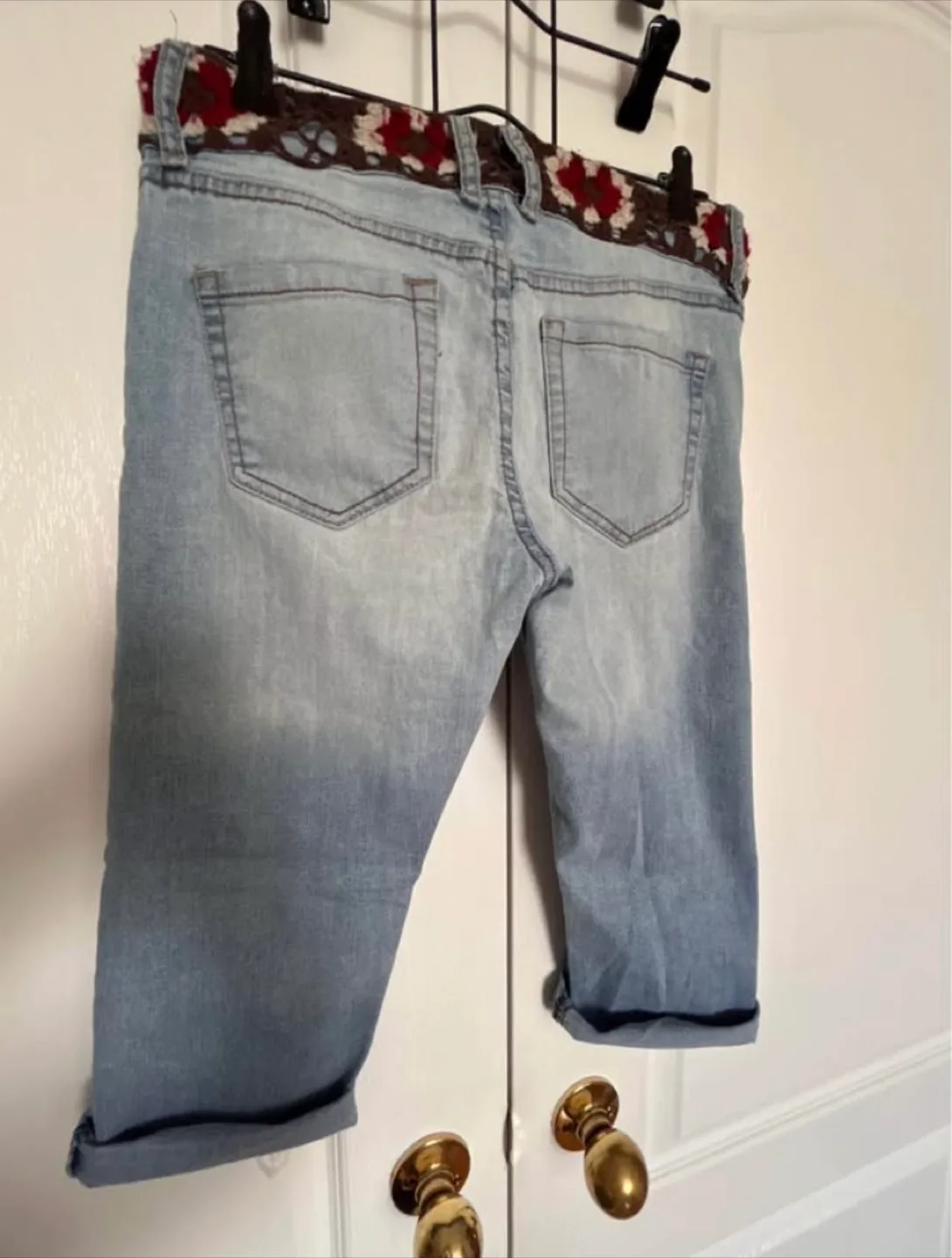Bluenotes Denim Capri Pants image indicator(6)