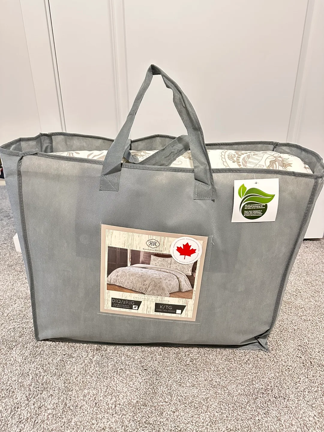 Double/Queen Size 3-Piece Comforter Set image indicator(2)