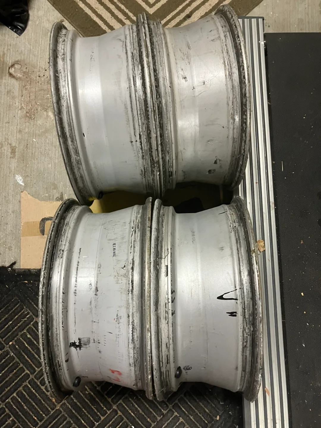 Mazda3 17 inch Alloy rims- Set of 4 image indicator(3)