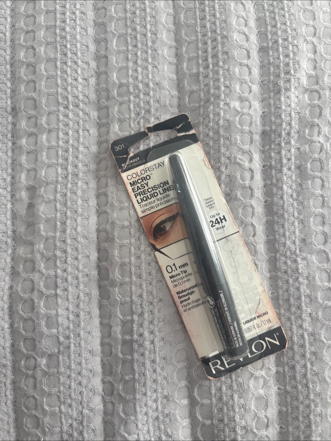 Revlon Colorstay Micro Easy Precision Liquid Liner thumbnail