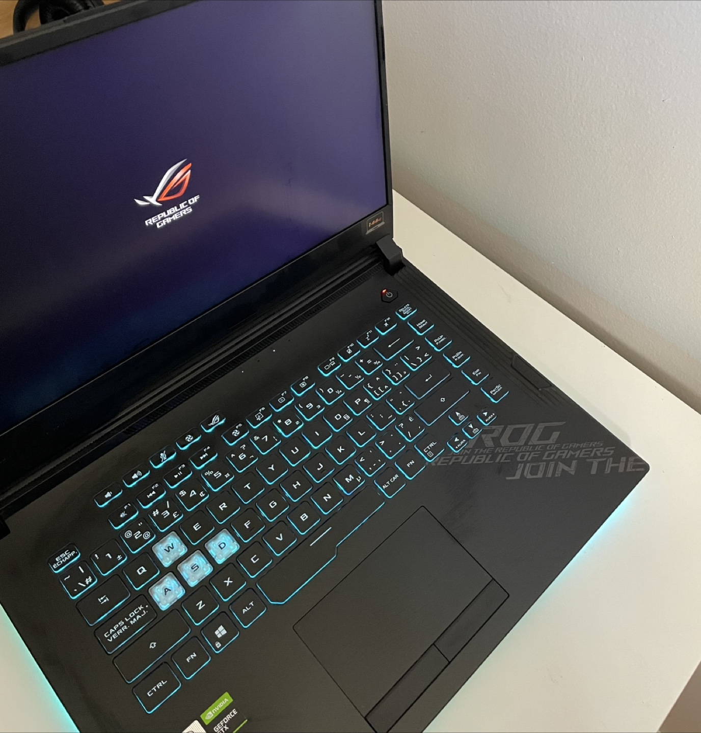 ASUS ROG Strix  (USED) G512LI (2022) Gaming Laptop - photo 2