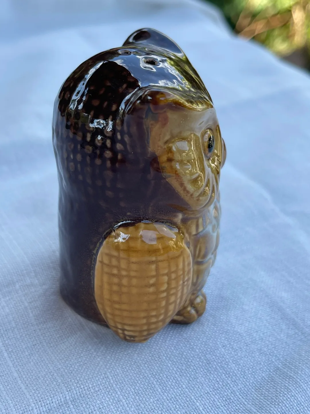 Ceramic Owl Salt/Pepper Shaker image indicator(4)