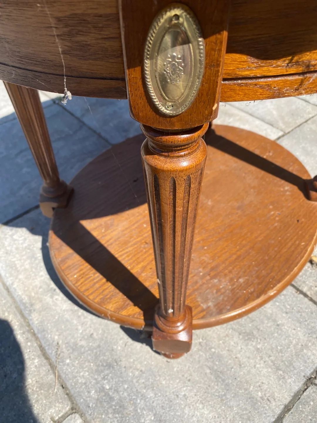 Vintage Brown Wooden Side Table image indicator(4)