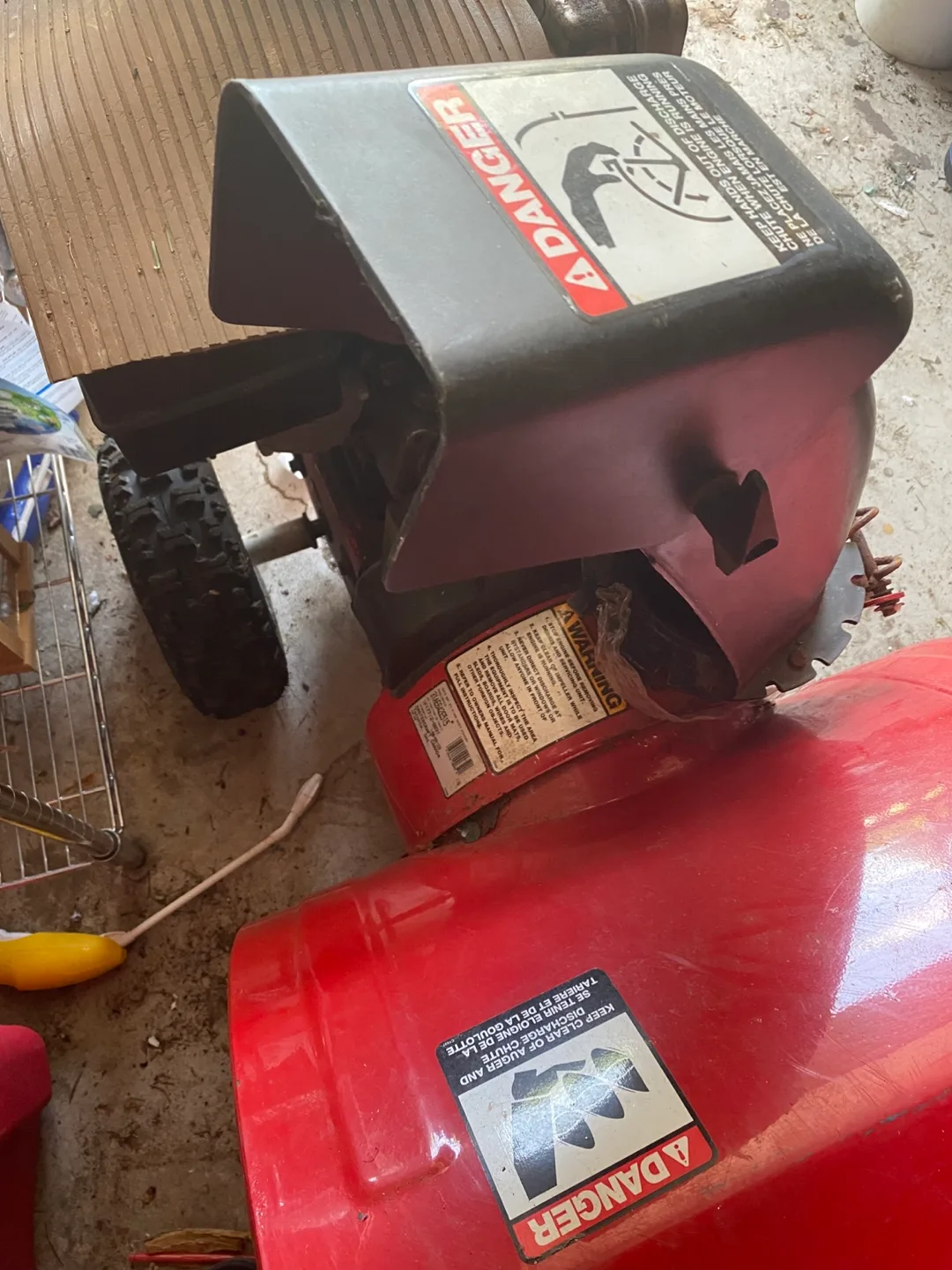 Mastercraft 8HP 24" Snowblower image indicator(3)