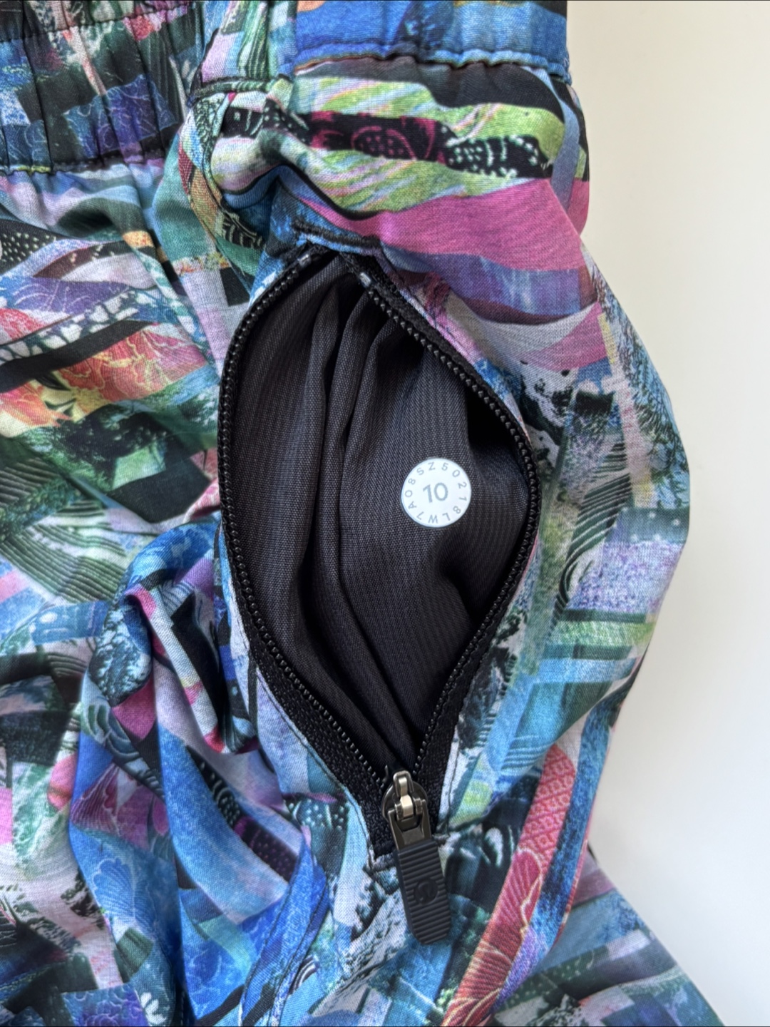 Lululemon Running Shorts - Size 10 - photo 3