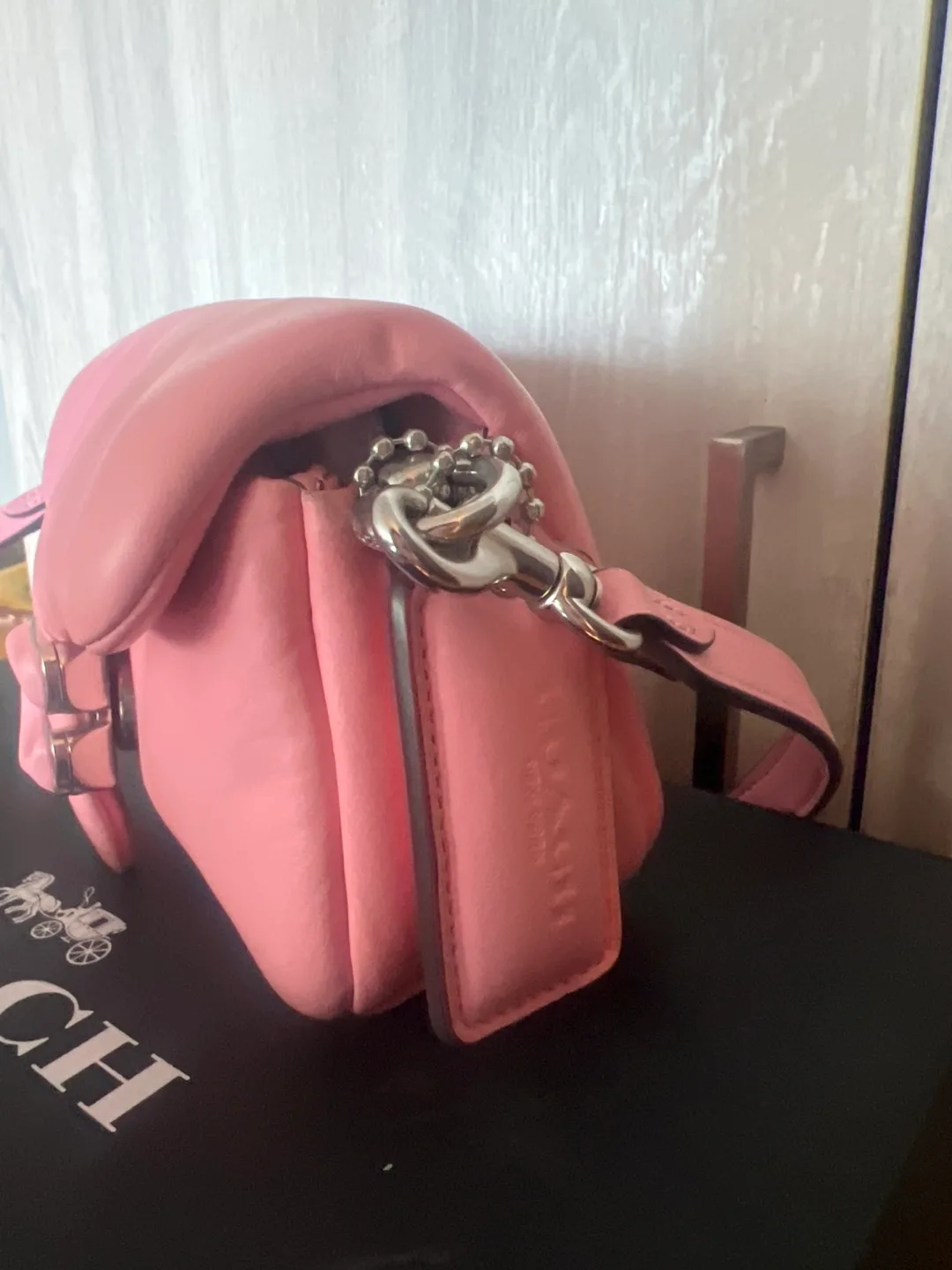 C3880- Coach Pillow Tabby shoulder bag 18 pink image indicator(3)