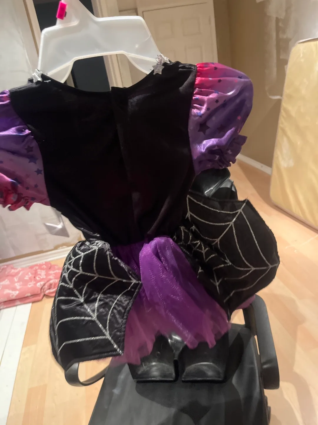 Halloween Witch Costume - Size 2T image indicator(3)